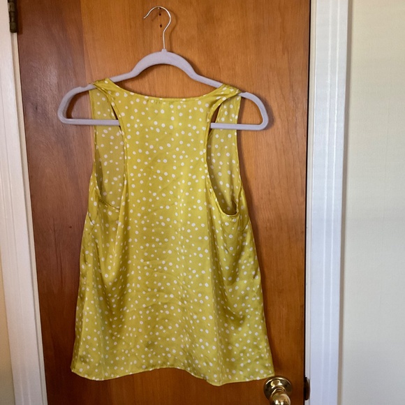 Forever 21 Sleeveless Blouse Chartreuse Polka Dot Sheer Sz M Pocket Pullover - Picture 2 of 8